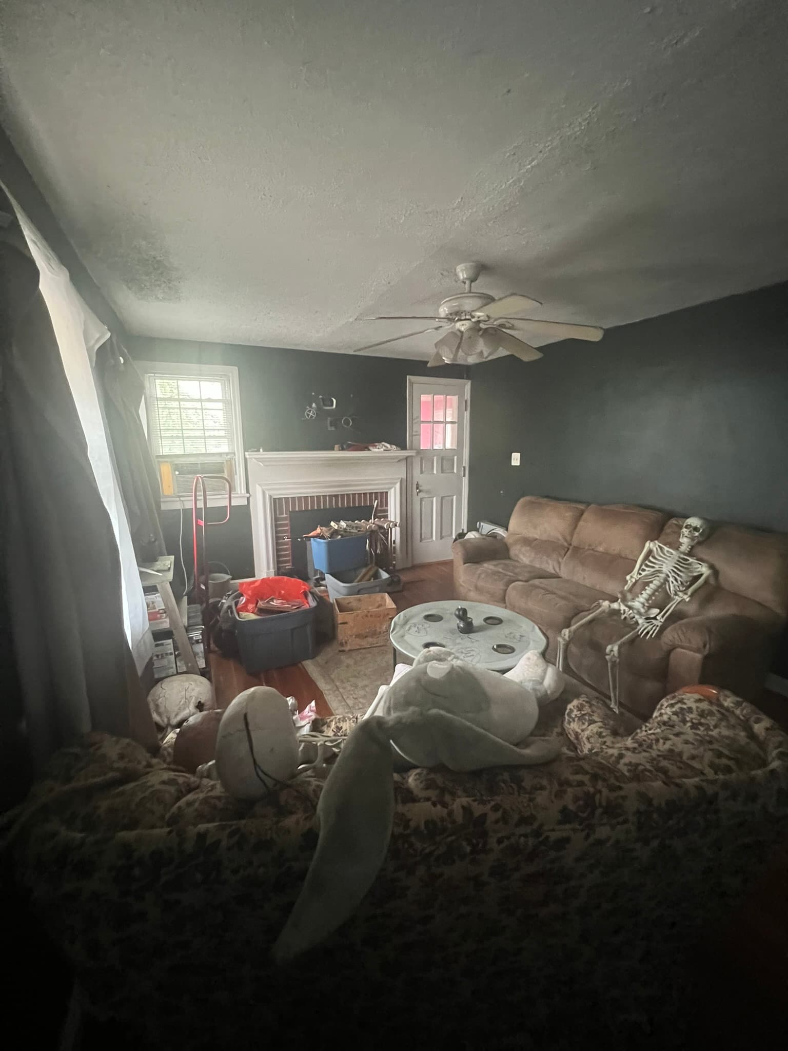 Living room before purchase